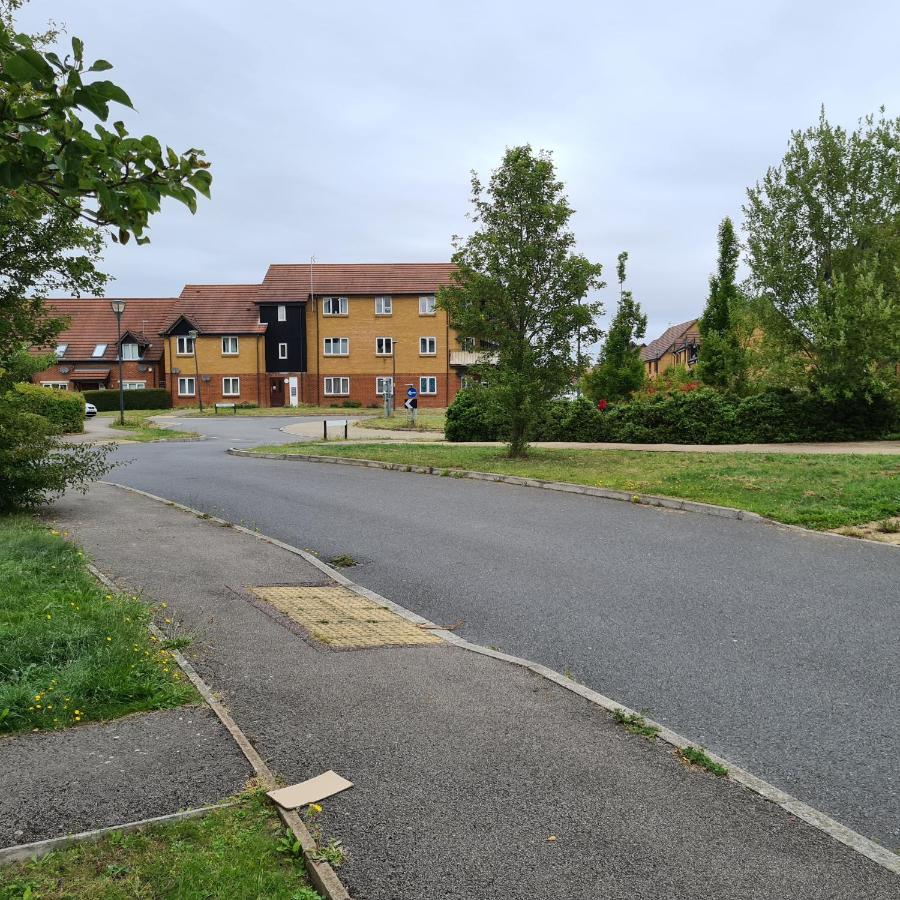 Exquisite Reserves Mk Appartamento Milton Keynes Esterno foto