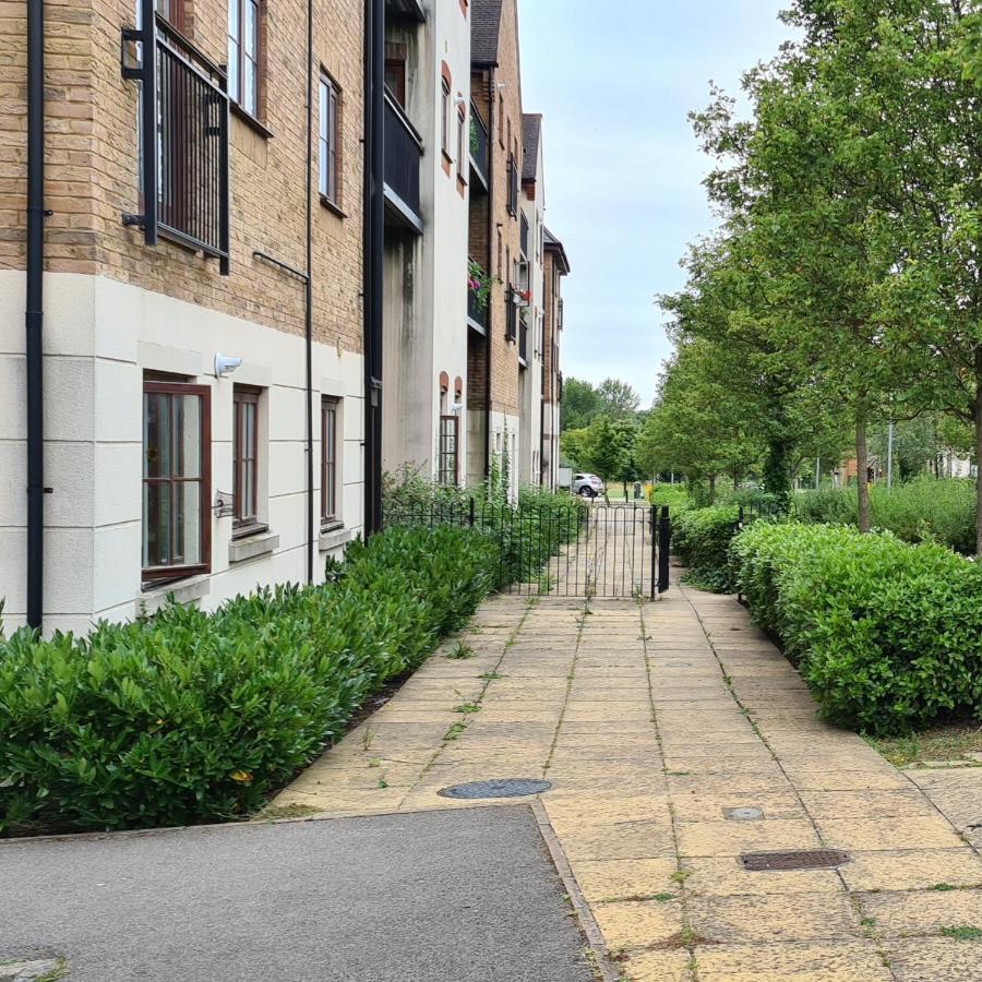 Exquisite Reserves Mk Appartamento Milton Keynes Esterno foto