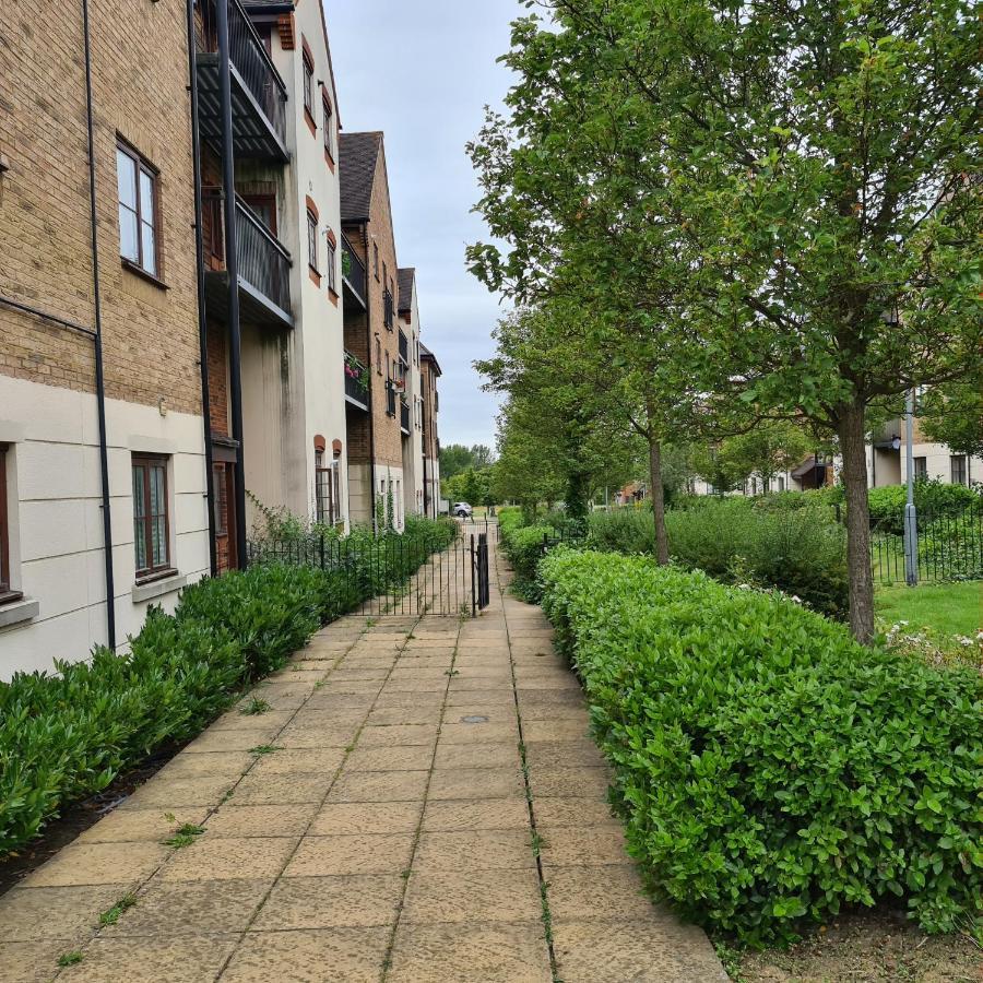 Exquisite Reserves Mk Appartamento Milton Keynes Esterno foto